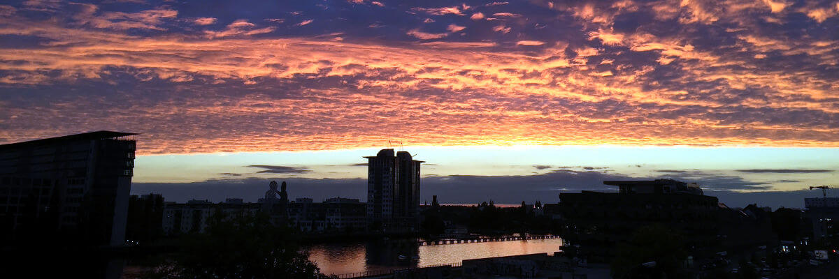 Berliner Skyline am Abend